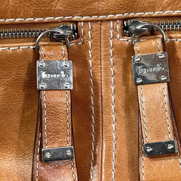 Tignanello Carmel Genuine Leather Hobo Bag 3 Front Zippered Pockets Big Interior - Picture 11 of 16